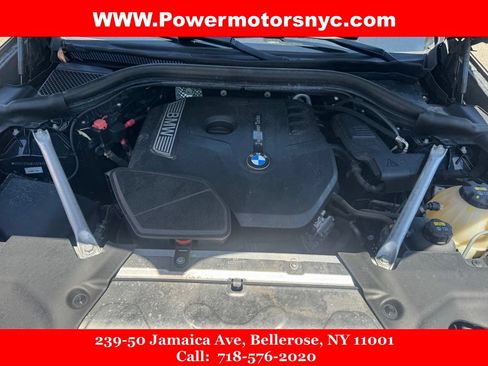 Used 2019 BMW X4 xDrive30i w/ Premium Package Essential AWD/4WD image 9