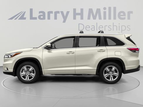 Used 2016 Toyota Highlander Limited AWD/4WD image 3