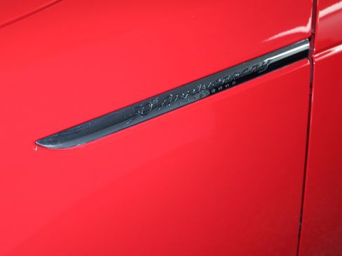 Used 2005 Ford Thunderbird RWD image 15