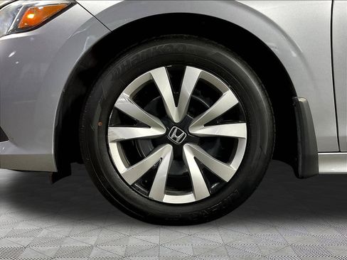 Used 2023 Honda Civic LX image 32