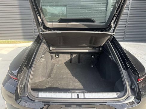 New 2026 Porsche Panamera image 13