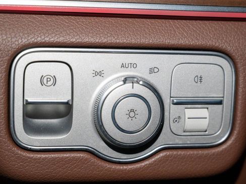 Certified 2026 Mercedes-Benz GLS 450 4MATIC image 26