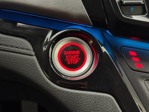 Used 2023 Honda Odyssey Touring image 22