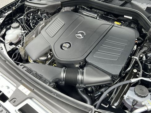 New 2026 Mercedes-Benz GLC 300 4MATIC image 27