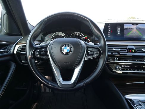 Used 2019 BMW 540i image 21