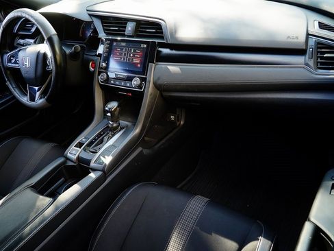 Used 2021 Honda Civic Sport image 10