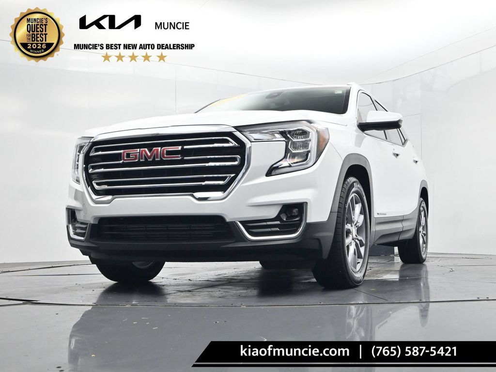 Used 2024 GMC Terrain SLT w/ Infotainment Package II FWD image 42