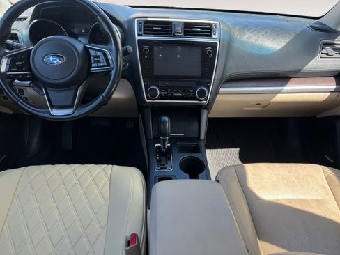 Used 2019 Subaru Outback 3.6R Limited w/ Popular Package #2 AWD/4WD image 10