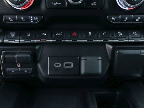 Used 2023 GMC Sierra 3500 AT4 w/ AT4 Premium Plus Package image 47