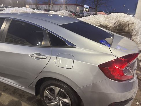 Used 2020 Honda Civic LX image 7