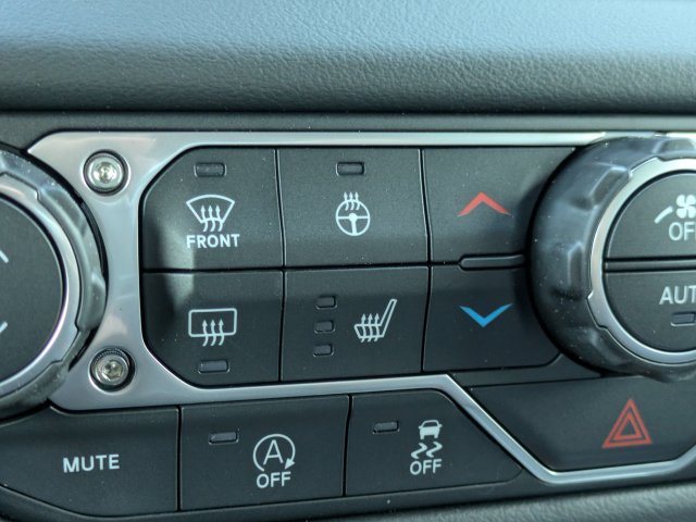 New 2026 Jeep Wrangler Unlimited Sahara AWD/4WD image 24