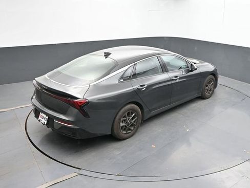 Used 2025 Kia K5 LXS FWD image 38