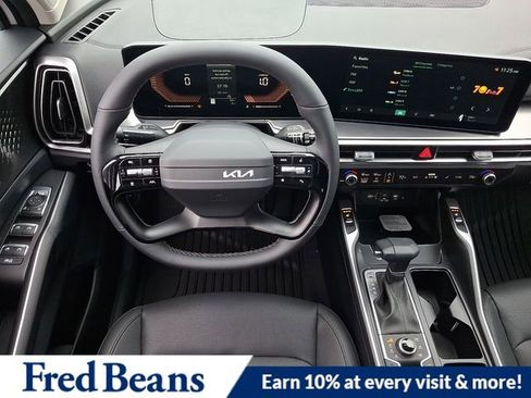 New 2026 Kia Sorento S w/ S Panoramic Sunroof Package image 7