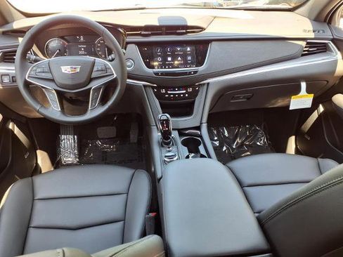 New 2026 Cadillac XT5 Luxury AWD/4WD image 11