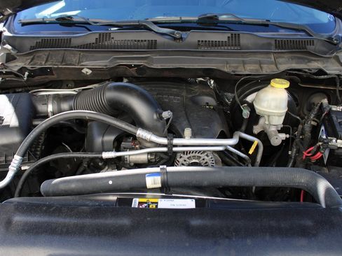 Used 2018 RAM 1500 Laramie w/ Convenience Group image 13