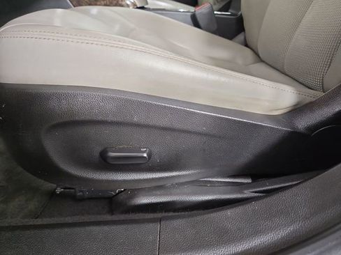 Used 2012 Buick Verano Convenience image 27