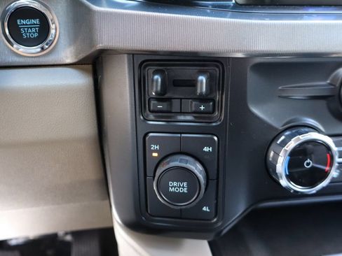 New 2026 Ford F350 4x4 Crew Cab DRW Super Duty image 34