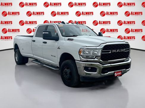 Used 2023 RAM 3500 Big Horn w/ Level 1 Equipment Group AWD/4WD image 3
