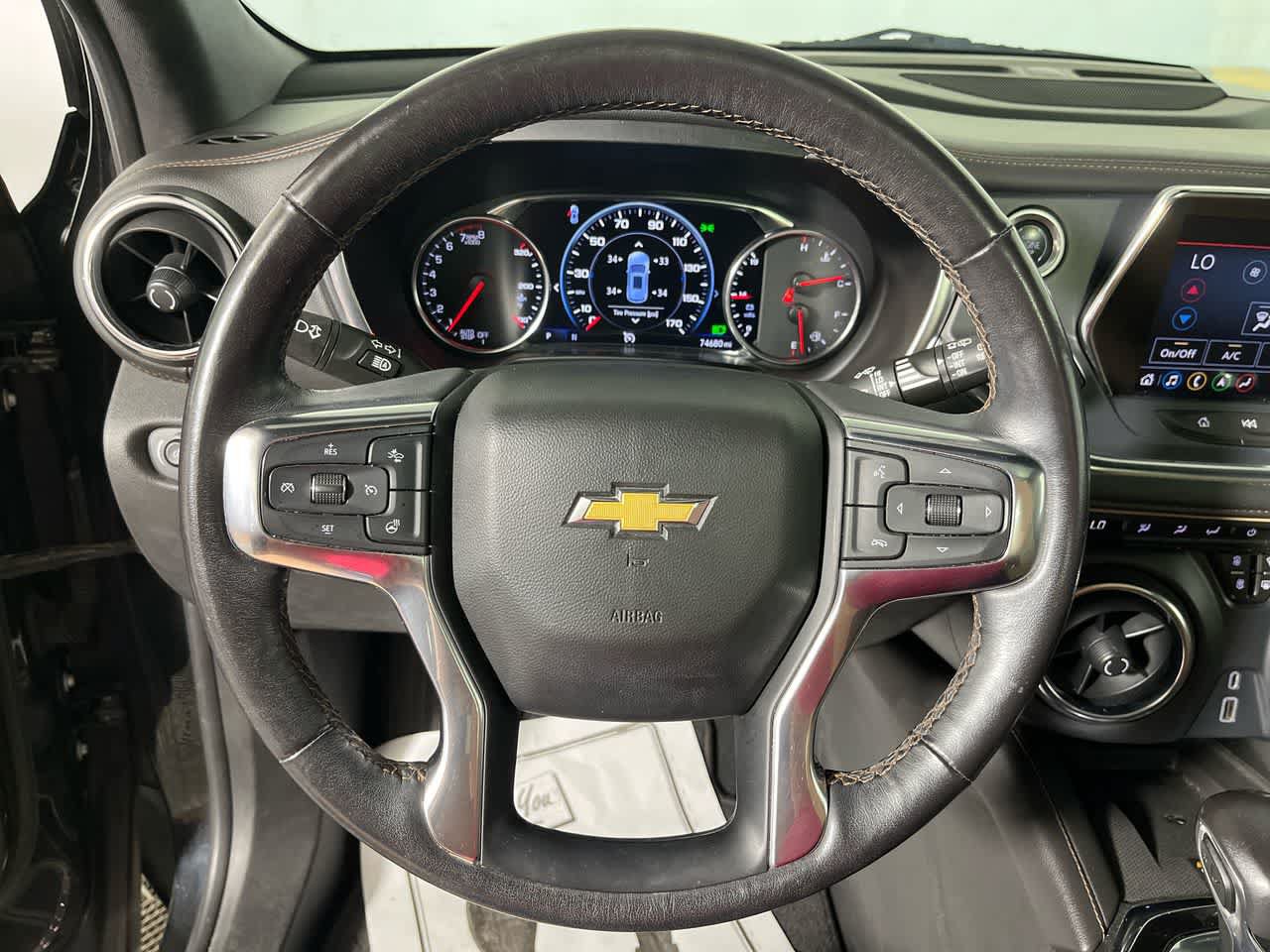 Used 2022 Chevrolet Blazer Premier w/ Enhanced Convenience Package AWD/4WD image 16
