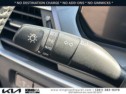 Used 2023 Kia Telluride S AWD/4WD image 10