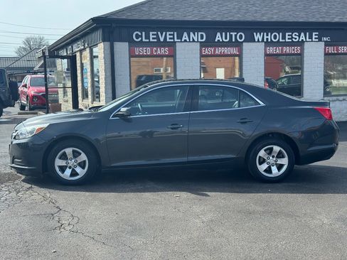 Used 2014 Chevrolet Malibu LT image 2