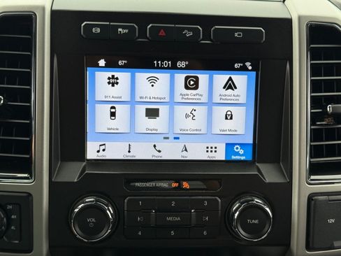 Used 2019 Ford F250 Lariat w/ Lariat Ultimate Package AWD/4WD image 16