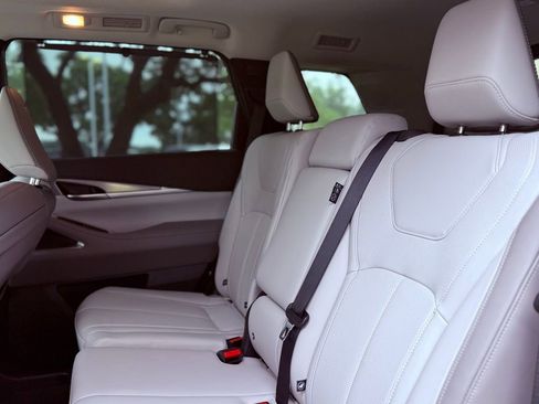 Certified 2026 INFINITI QX60 Luxe w/ Family Package AWD/4WD image 29