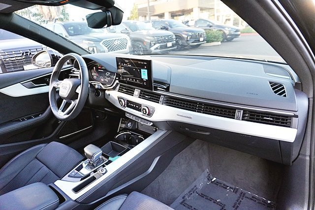 Used 2023 Audi A4 2.0T Premium Plus w/ Premium Plus Package AWD/4WD image 17