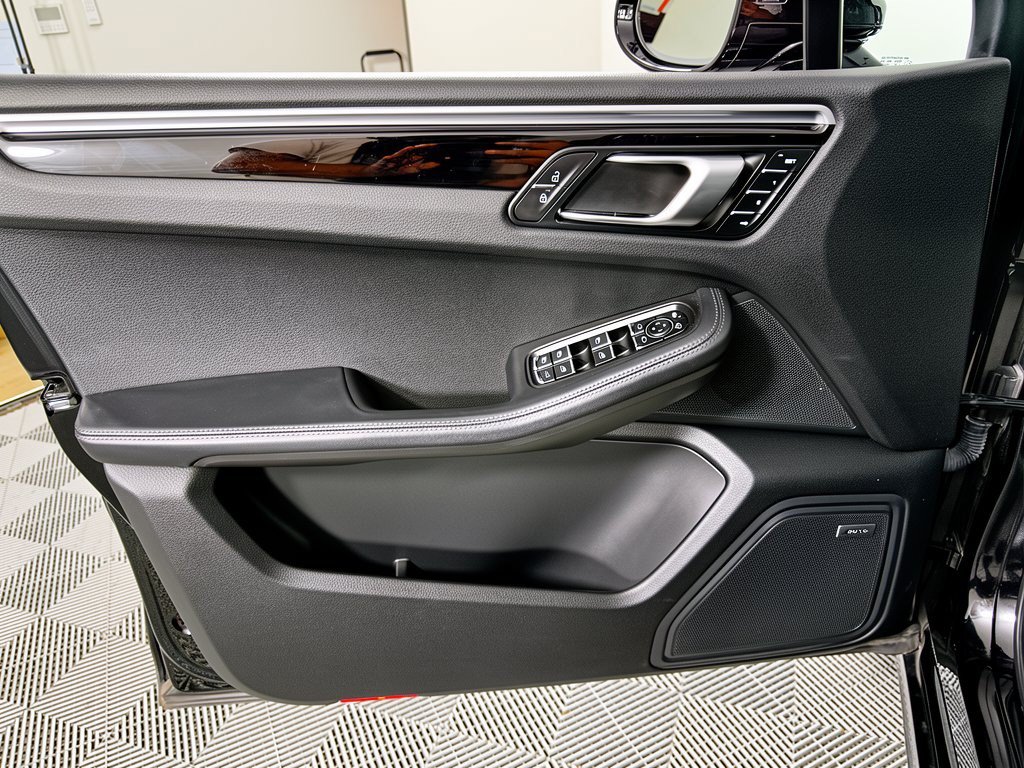 Certified 2021 Porsche Macan GTS AWD/4WD image 14
