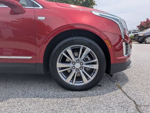 Used 2024 Cadillac XT5 Premium Luxury w/ Technology Package FWD image 11