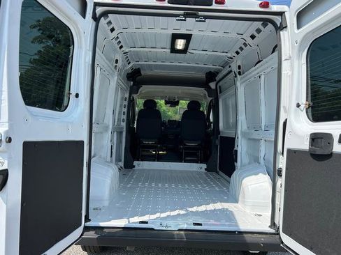 Used 2024 RAM ProMaster 1500 w/ Convenience Group image 17