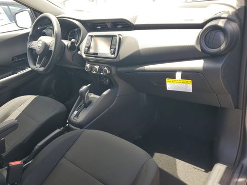 New 2025 Nissan Kicks Play S image 11