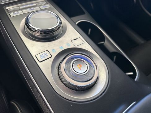 Used 2024 Genesis GV70 2.5T w/ Sport Prestige Package image 8