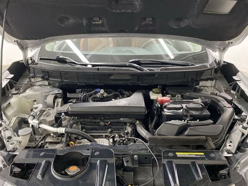 Used 2017 Nissan Rogue SL w/ SL Premium Package image 13