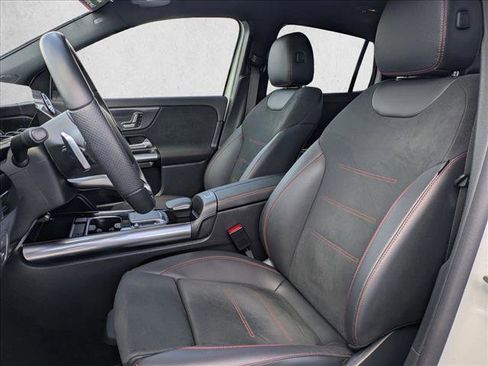 Used 2023 Mercedes-Benz GLA 250 image 15