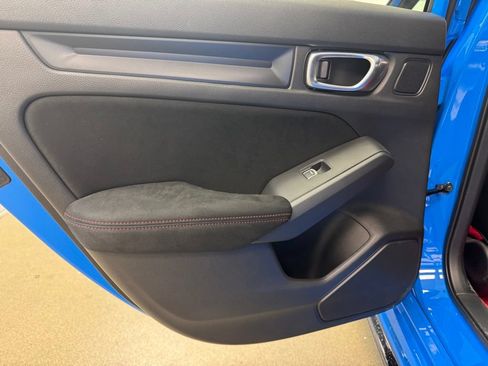 Used 2025 Honda Civic Type R image 17