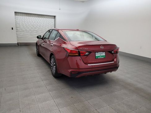 Used 2023 Nissan Altima 2.5 SV FWD image 5