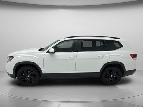 Used 2023 Volkswagen Atlas SE w/ Black Wheel Package AWD/4WD image 8