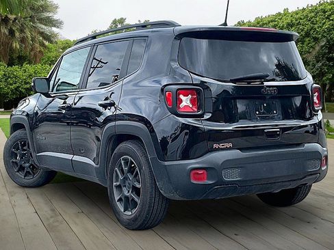 Used 2019 Jeep Renegade Altitude w/ Quick Order Package 2XM FWD image 10