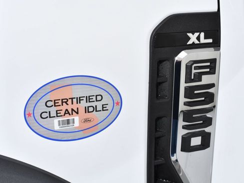 New 2025 Ford F550 4x4 SuperCab Super Duty image 27