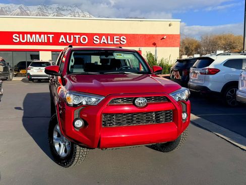 Used 2019 Toyota 4Runner SR5 image 2