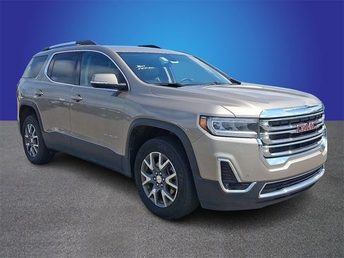 Used 2023 GMC Acadia SLT image 3