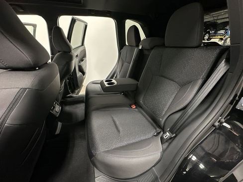 Certified 2025 Subaru Forester Premium image 19