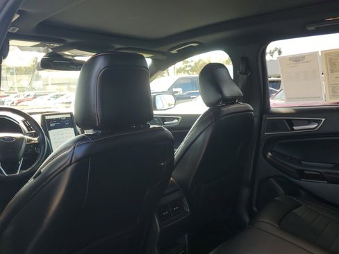 Certified 2023 Ford Edge ST-Line image 13