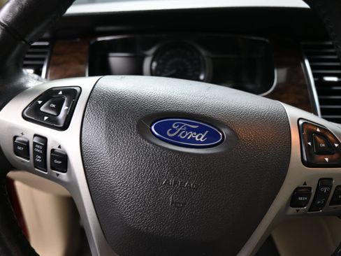Used 2015 Ford Taurus Limited w/ Equipment Group 301A AWD/4WD image 16