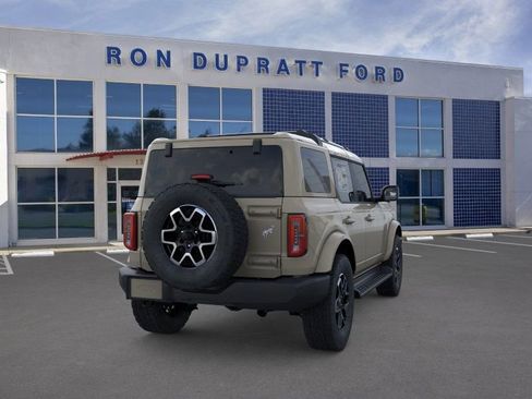 New 2025 Ford Bronco Outer Banks image 9