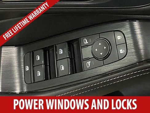 Used 2022 Nissan Rogue SV w/ SV Premium Package AWD/4WD image 9