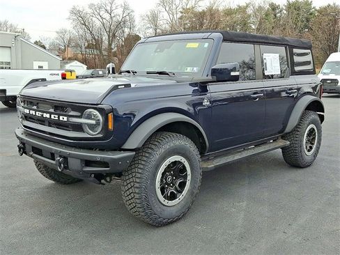 Used 2021 Ford Bronco Outer Banks w/ Sasquatch Package image 6