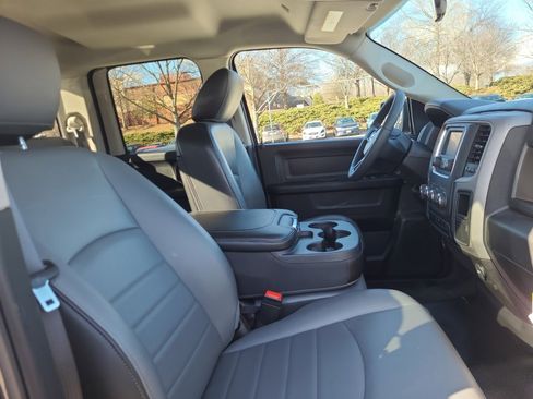 Used 2024 RAM 1500 Tradesman image 28