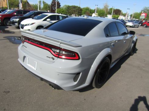 Used 2021 Dodge Charger SRT Hellcat RWD image 7